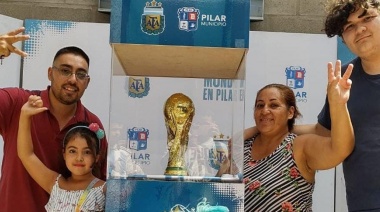 La Copa del mundo presente en el Club Municipal Diego Armando Maradona de Lagomarsino