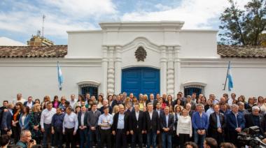 Massa con los gobernadores en San Miguel de Tucuman.
