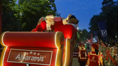 Unas 55 mil personas disfrutaron de la caravana de Navidad de Alparamis