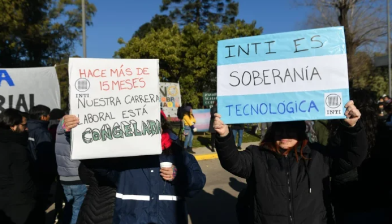 Trabajadores del INTI marcharán al Congreso contra el DNU de Sturzenegger