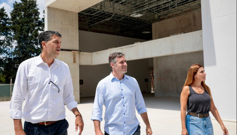 La Universidad Nacional de Pilar sigue creciendo con obras que avanzan día a día