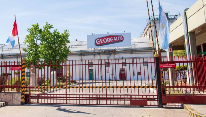 Dos grandes empresas bonaerenses avanzan con suspensiones ante la caída del consumo
