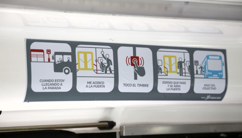 Los colectivos bonaerenses deberán incorporar pictogramas para mejorar la accesibilidad
