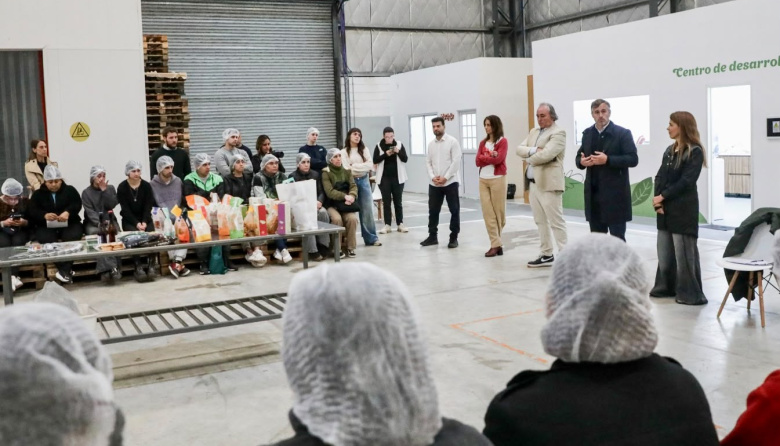 El Municipio de Pilar fortalece el vínculo entre los jóvenes, la educación y el desarrollo industrial