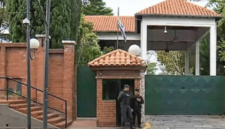 ATE marcha a la Quinta de Olivos contra el plan de retiros que alcanza a 20 mil estatales
