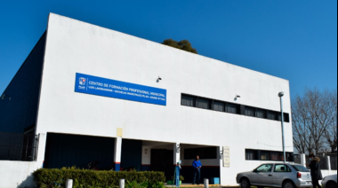 Centros Municipales para la formación de profesionales  