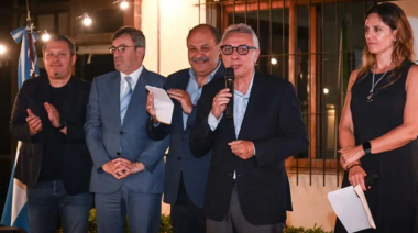 Julio Zamora acompañó a la Unión Industrial de Tigre en su ceremonia por el cierre del 2025