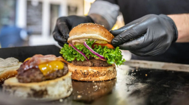 Vicente López se llena de hamburguesas: 2x1, descuentos y shows en VL Burger