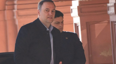 Denuncian a Manuel Adorni por irregularidades en la concesión de Tecnópolis