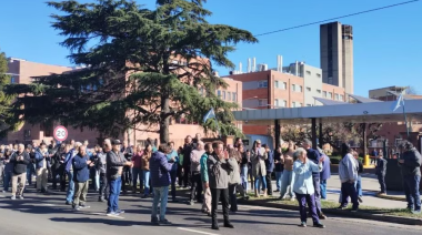 San Martín: trabajadores de la CNEA se movilizan contra los despidos