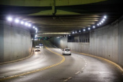 San Isidro renovó la iluminación de los túneles vehiculares