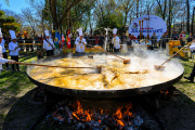 Boulogne festeja su aniversario con un omelette gigante y entrada gratuita