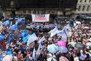 Docentes, estatales y universitarios paran hoy en la Provincia y marchan al Congreso