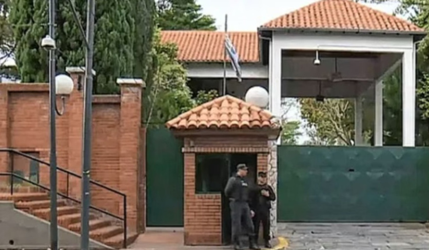 ATE marcha a la Quinta de Olivos contra el plan de retiros que alcanza a 20 mil estatales
